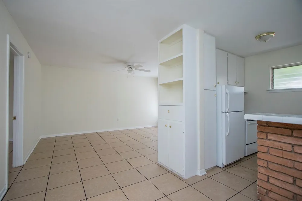 3702 Flora #4 Houston, TX 77006