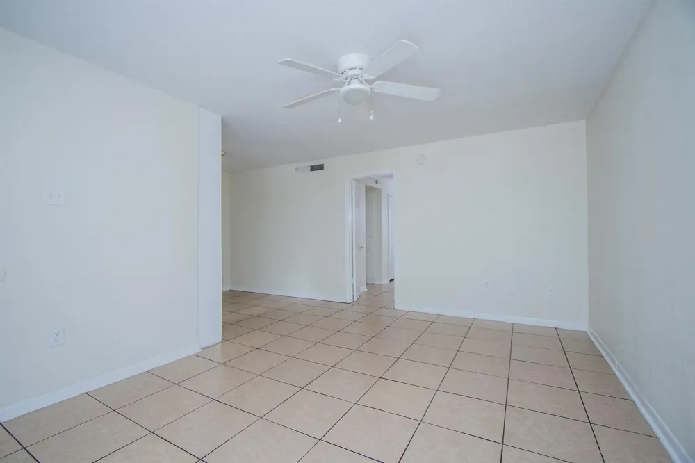 3702 Flora #4 Houston, TX 77006