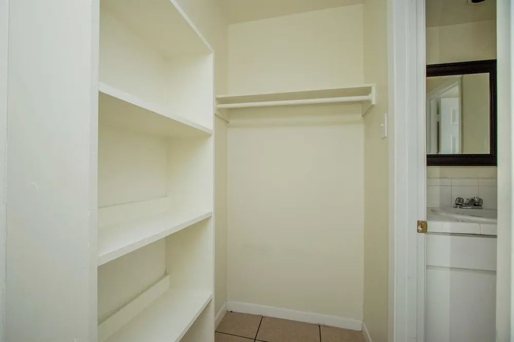 3702 Flora #4 Houston, TX 77006