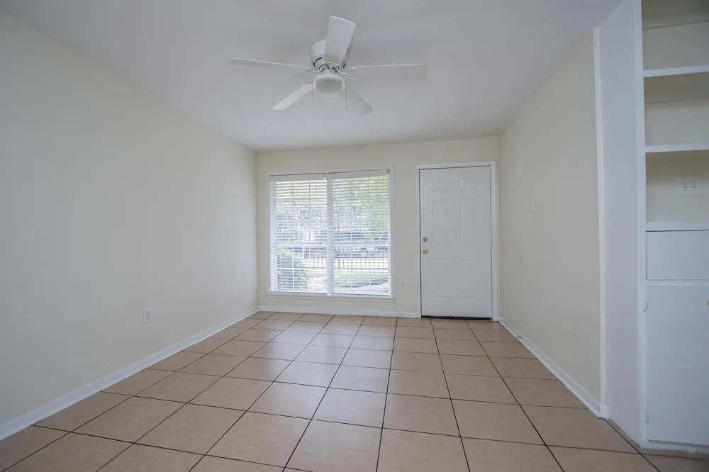 3702 Flora #4 Houston, TX 77006