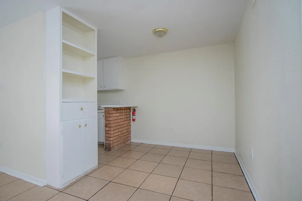 3702 Flora #4 Houston, TX 77006