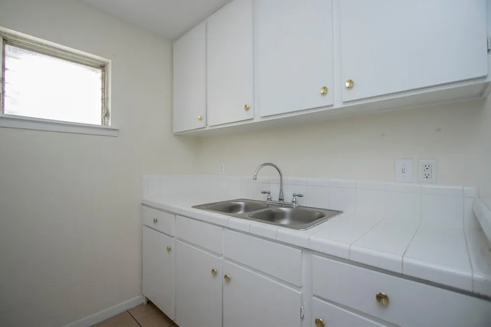 3702 Flora #4 Houston, TX 77006