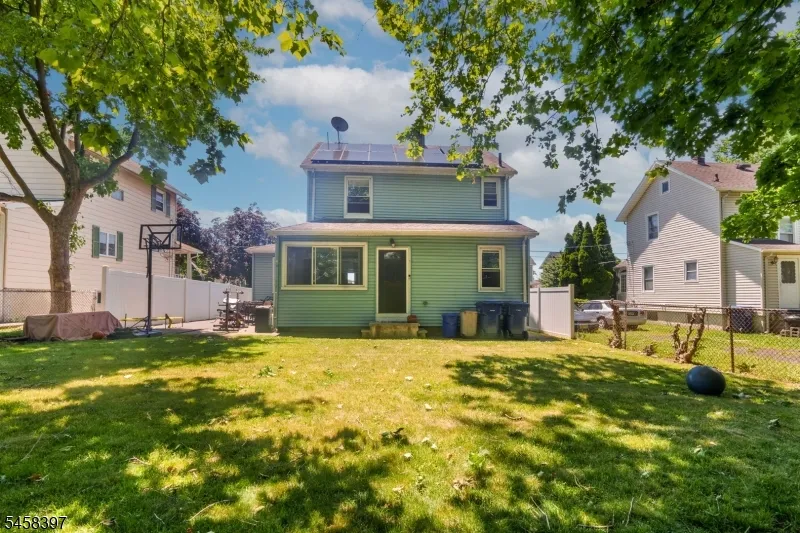 330 Simons Ave Hackensack City, NJ 07601