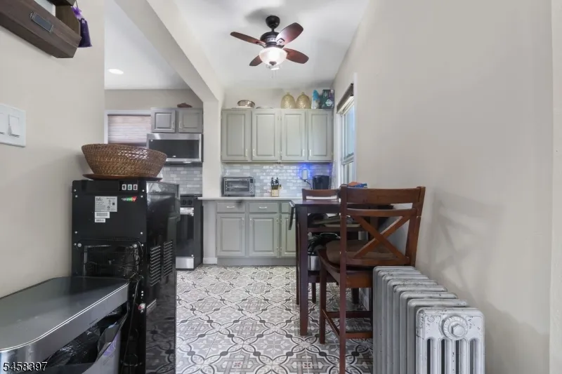 330 Simons Ave Hackensack City, NJ 07601