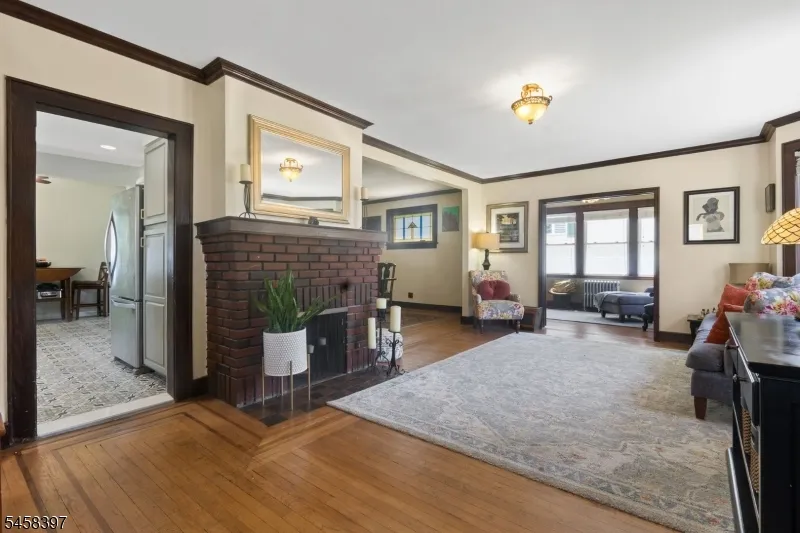 330 Simons Ave Hackensack City, NJ 07601