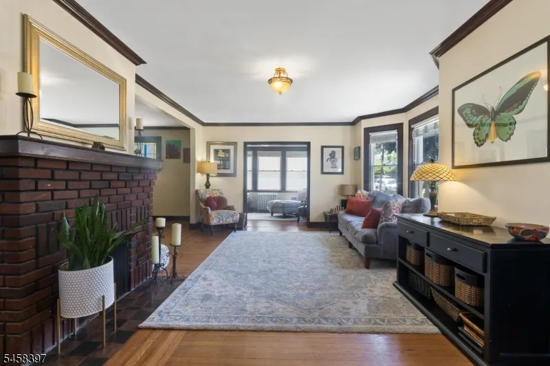 330 Simons Ave Hackensack City, NJ 07601
