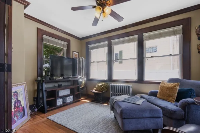 330 Simons Ave Hackensack City, NJ 07601