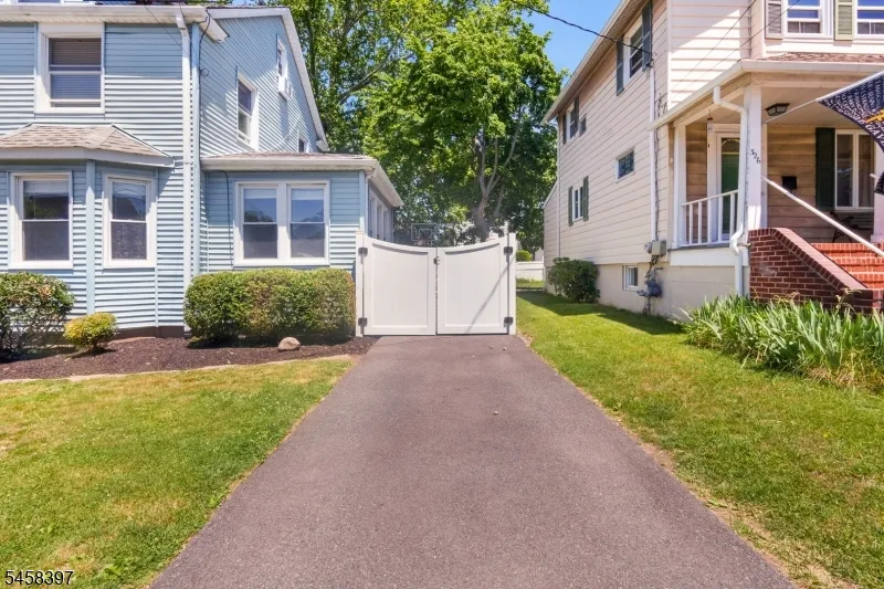 330 Simons Ave Hackensack City, NJ 07601