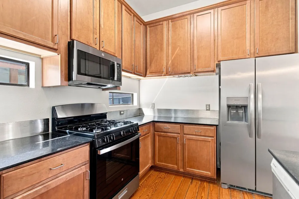1225 Hickory Street Houston, TX 77007