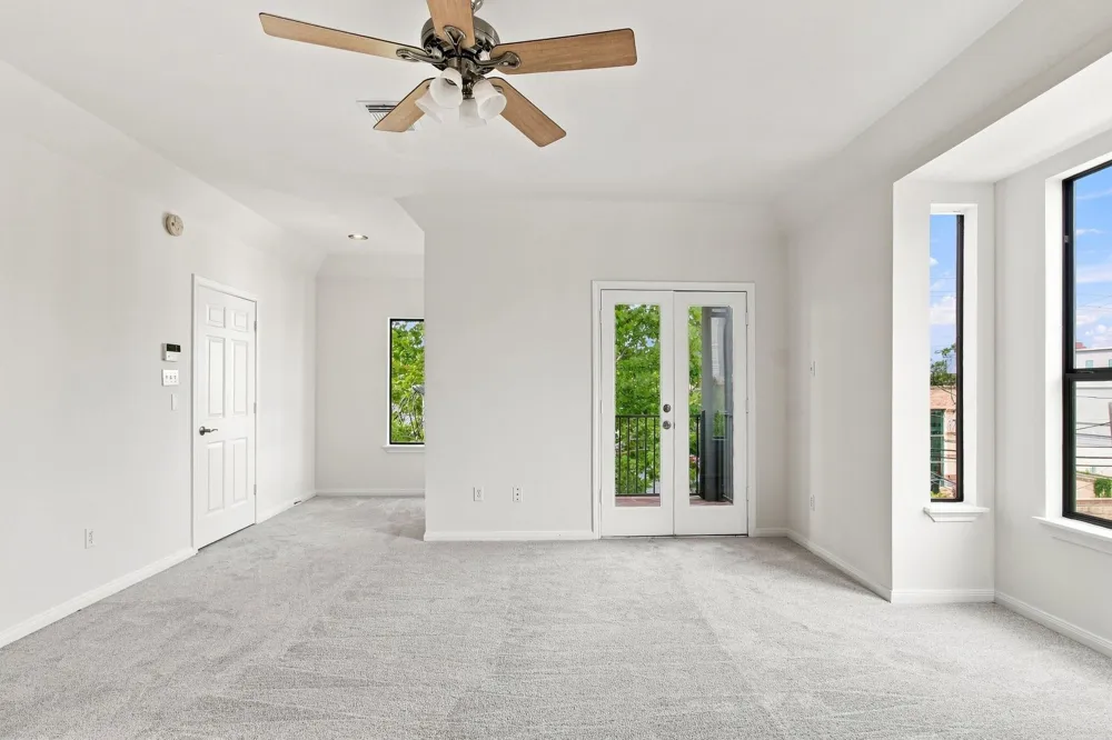 1225 Hickory Street Houston, TX 77007
