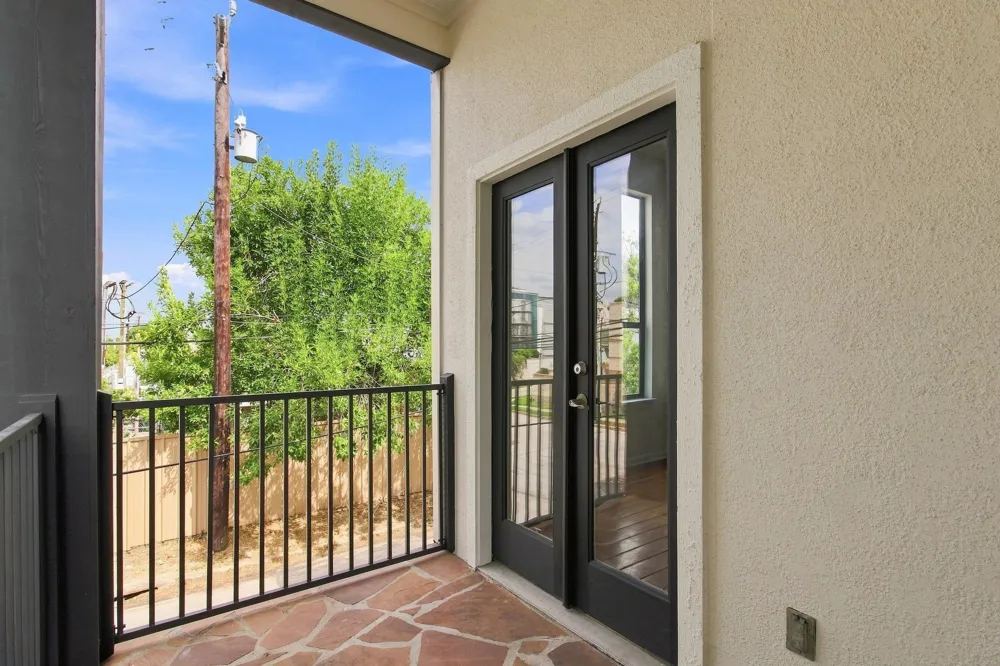 1225 Hickory Street Houston, TX 77007