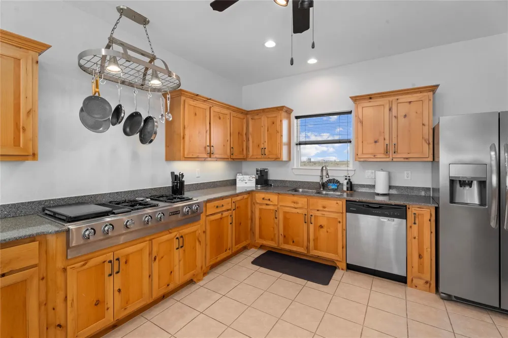 2416 Highway 87 Gilchrist, TX 77617