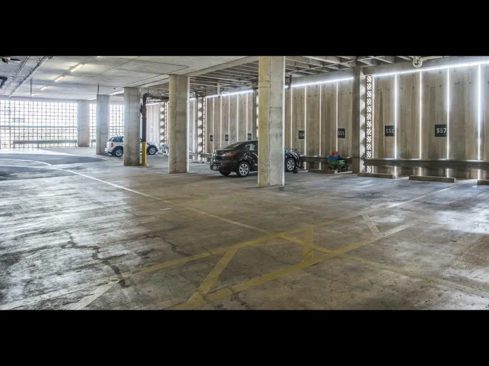 2016 Main Street #1203 Houston, TX 77002
