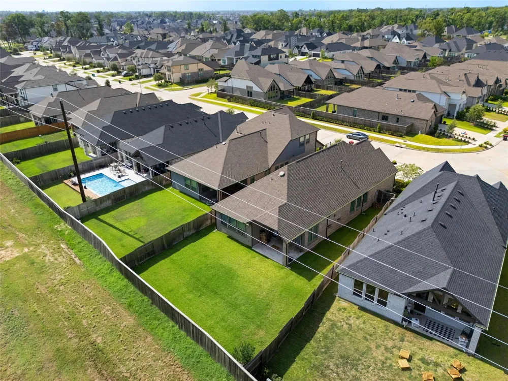 10722 Hidden Rock Drive Missouri City, TX 77459