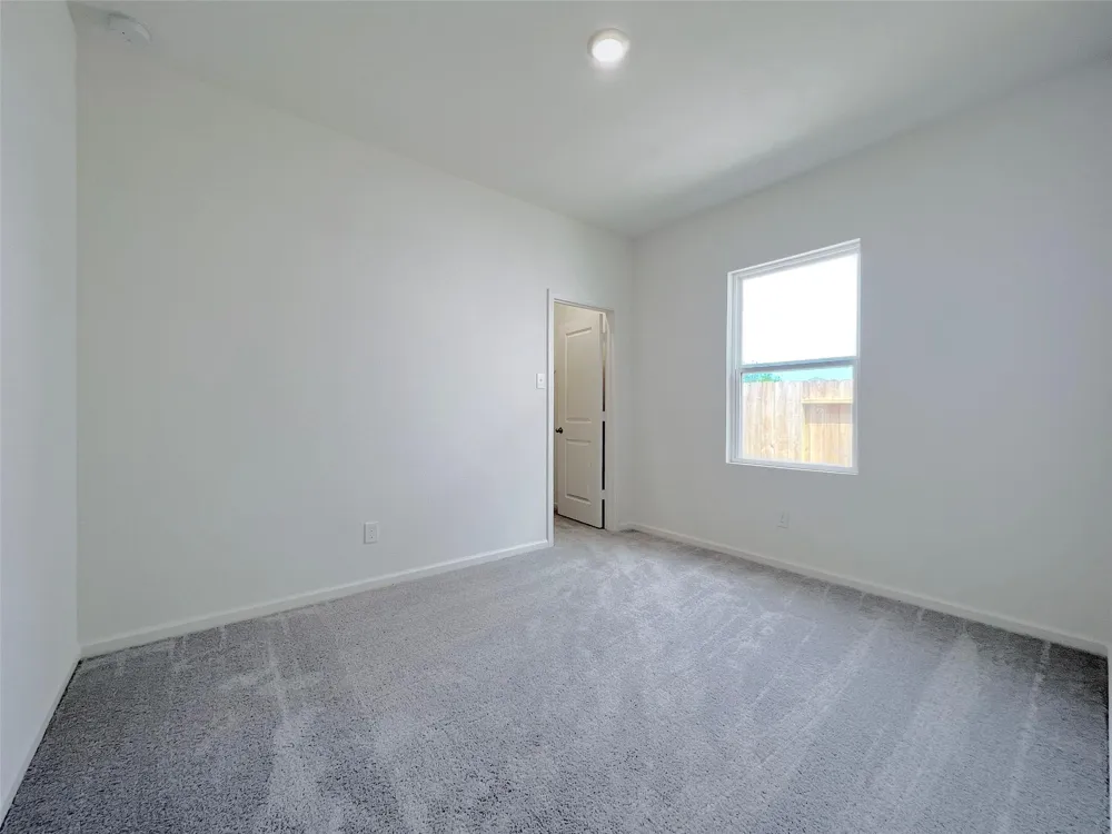 680 Amesbury Road Conroe, TX 77316