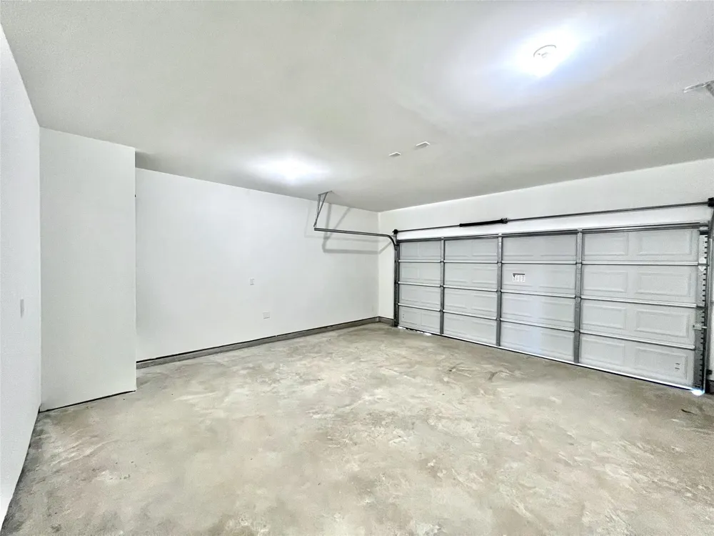 680 Amesbury Road Conroe, TX 77316