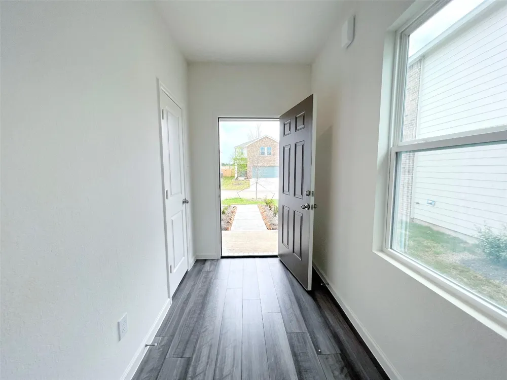 680 Amesbury Road Conroe, TX 77316