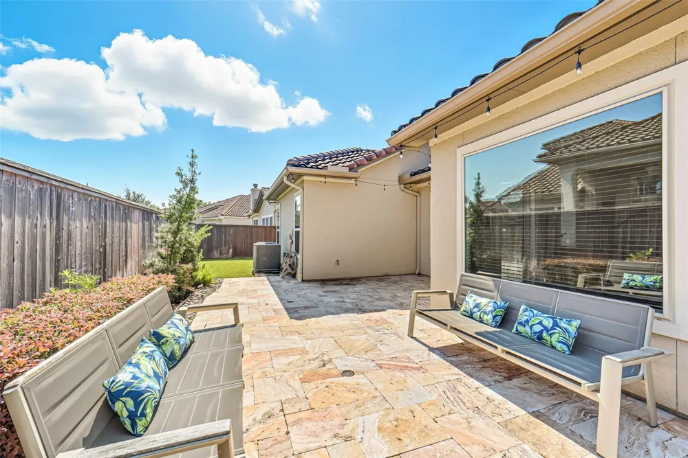 10 Silent Way Drive Sugar Land, TX 77498