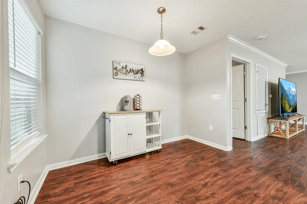 4221 Darby Street Bacliff, TX 77518