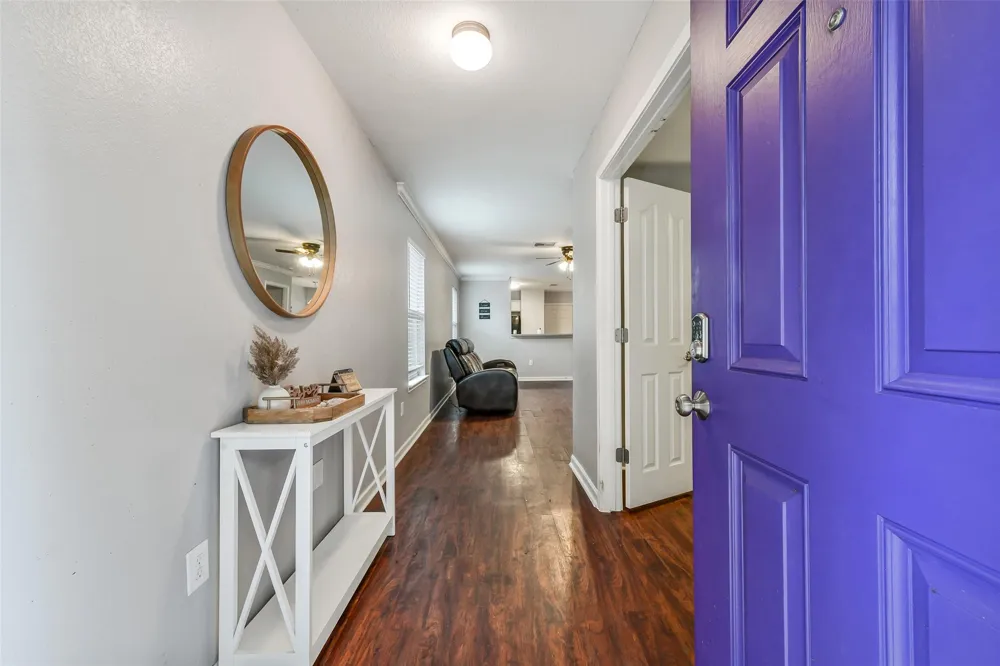 4221 Darby Street Bacliff, TX 77518