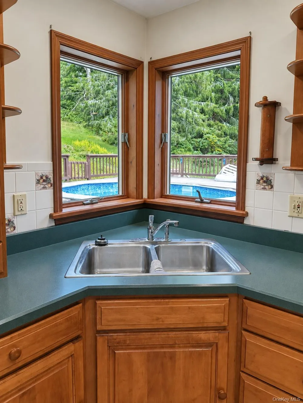 979 DeBruce Road Livingston Manor, NY 12758