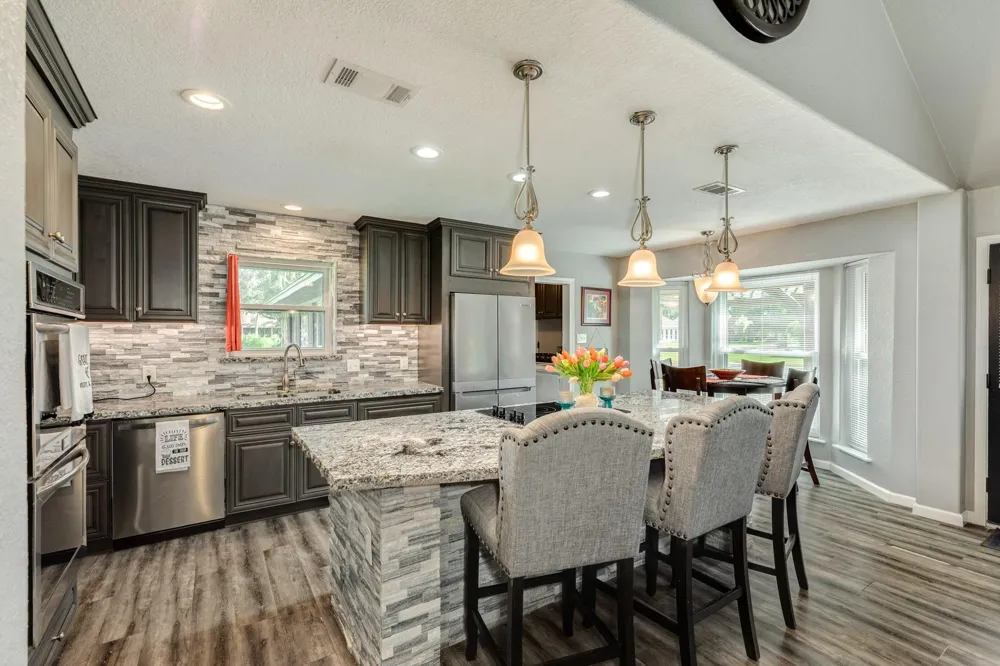 114 Division Road Lake Jackson, TX 77566
