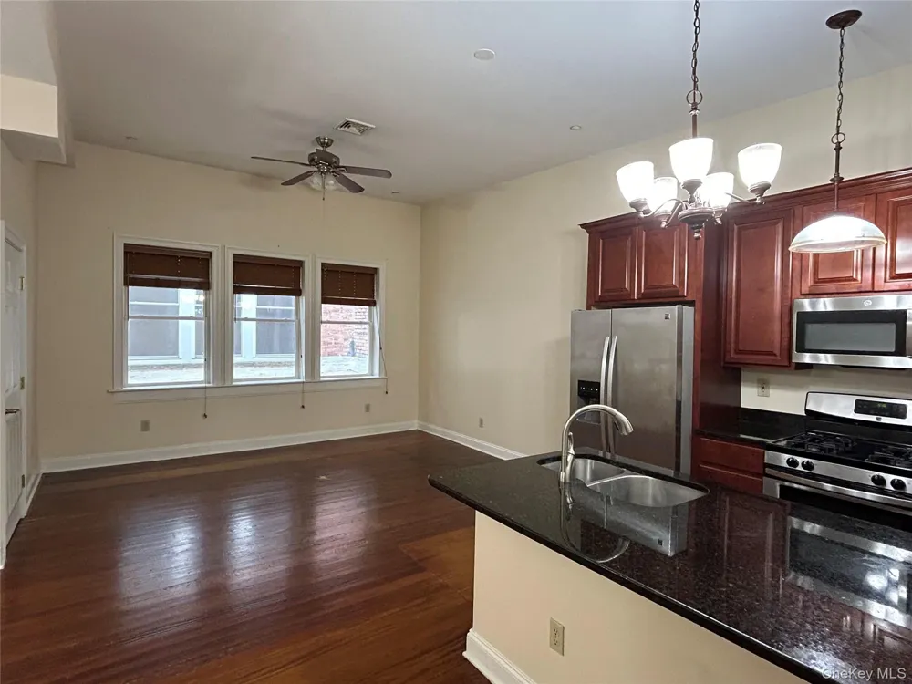 337 Main Street #2R Poughkeepsie, NY 12601