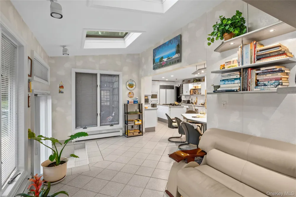 1 Jason Court Dix Hills, NY 11746