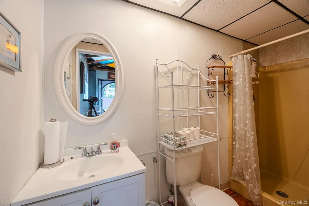 1 Jason Court Dix Hills, NY 11746