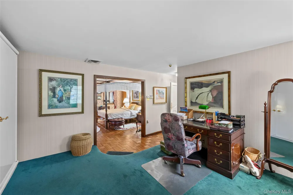 1 Jason Court Dix Hills, NY 11746