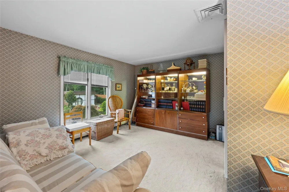 1 Jason Court Dix Hills, NY 11746