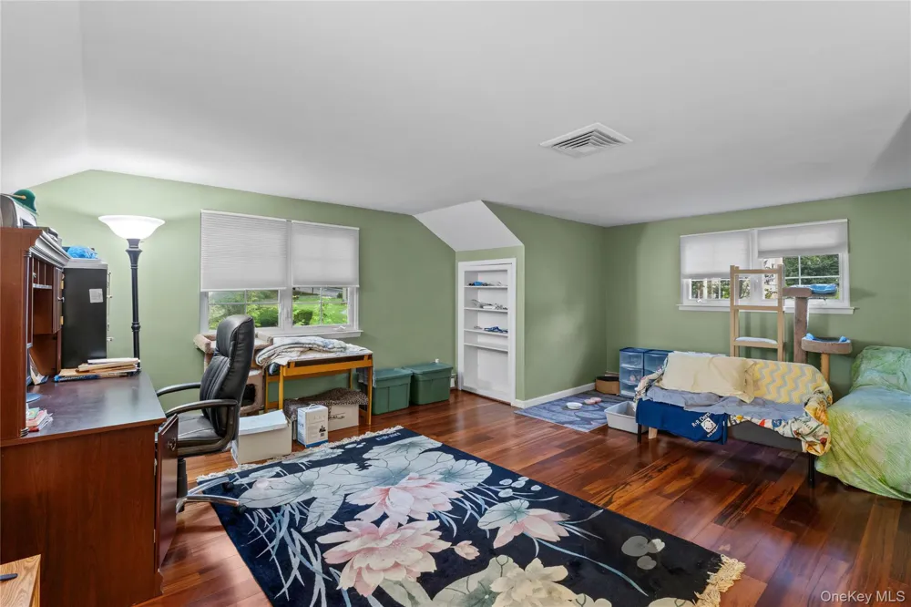 1 Jason Court Dix Hills, NY 11746