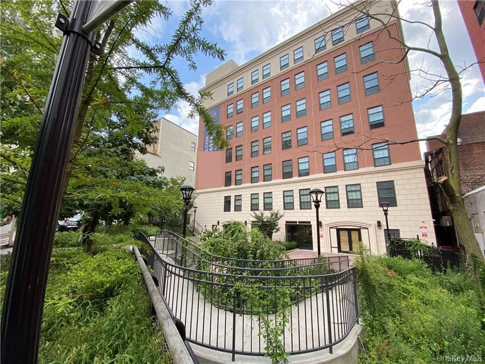 13 Main Street #3E Yonkers, NY 10701