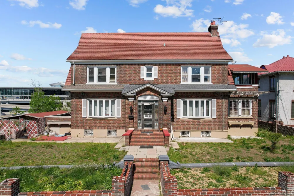 10505 Ditmars Boulevard East Elmhurst, NY 11369