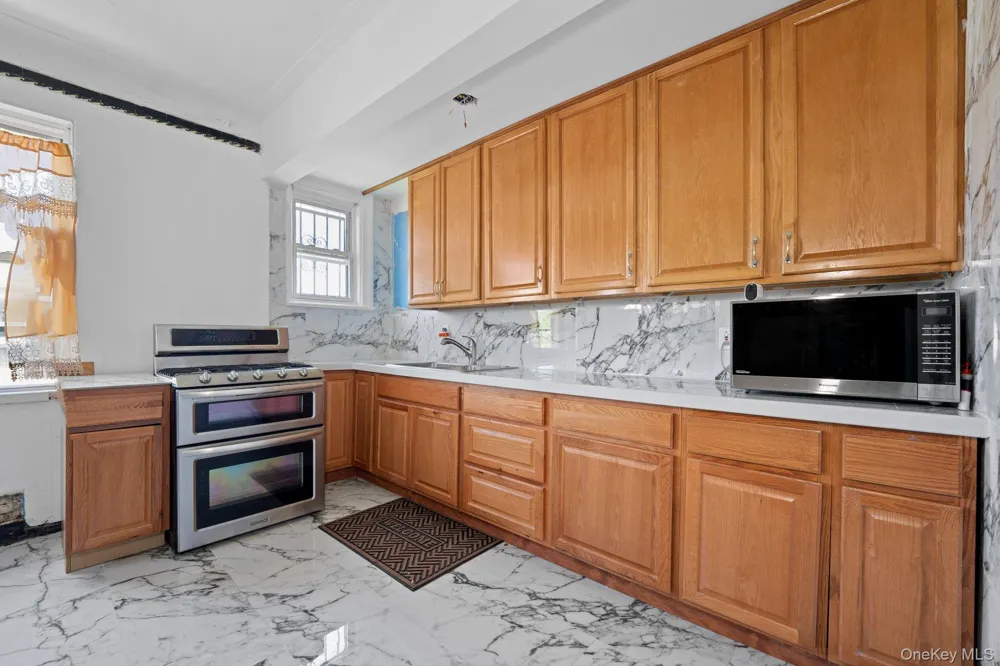 10505 Ditmars Boulevard East Elmhurst, NY 11369