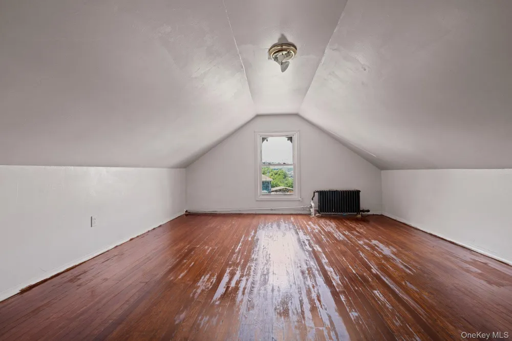 10505 Ditmars Boulevard East Elmhurst, NY 11369