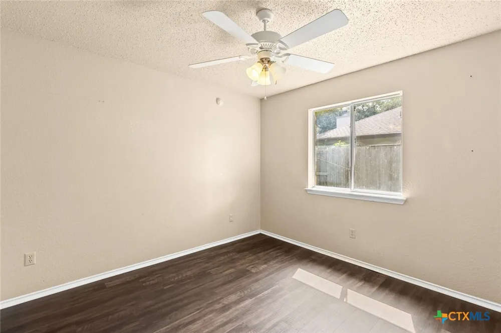 5110 Glenoak Drive Killeen, TX 76542