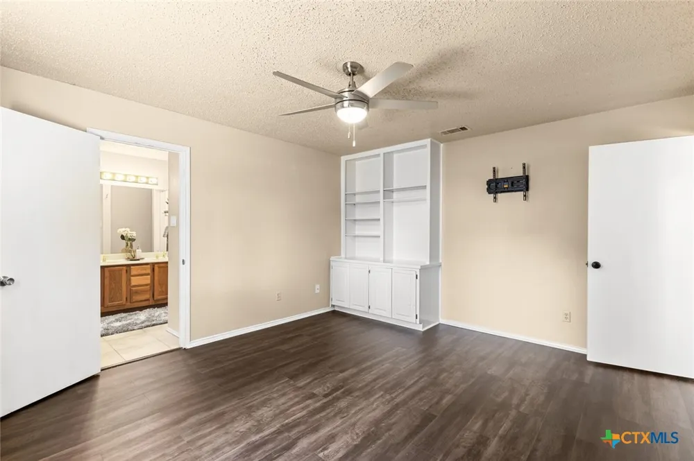 5110 Glenoak Drive Killeen, TX 76542