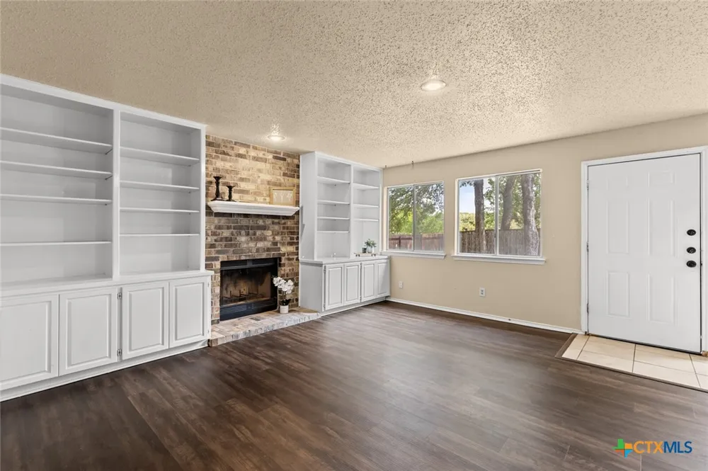 5110 Glenoak Drive Killeen, TX 76542