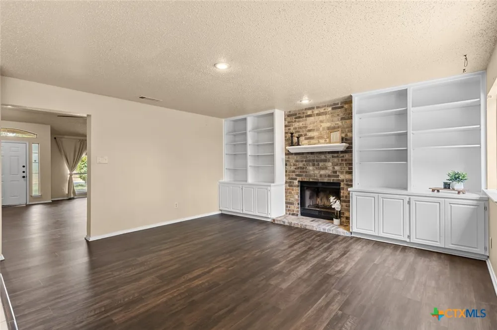 5110 Glenoak Drive Killeen, TX 76542