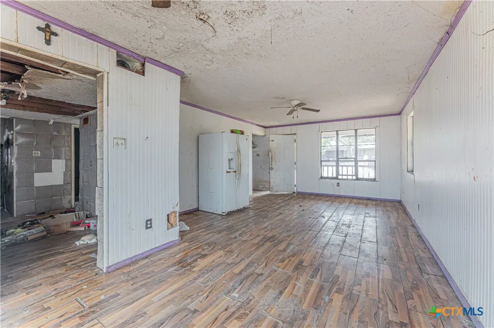 407 14th Gatesville, TX 76528