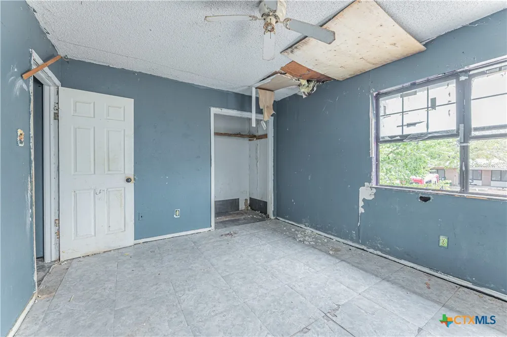 407 14th Gatesville, TX 76528