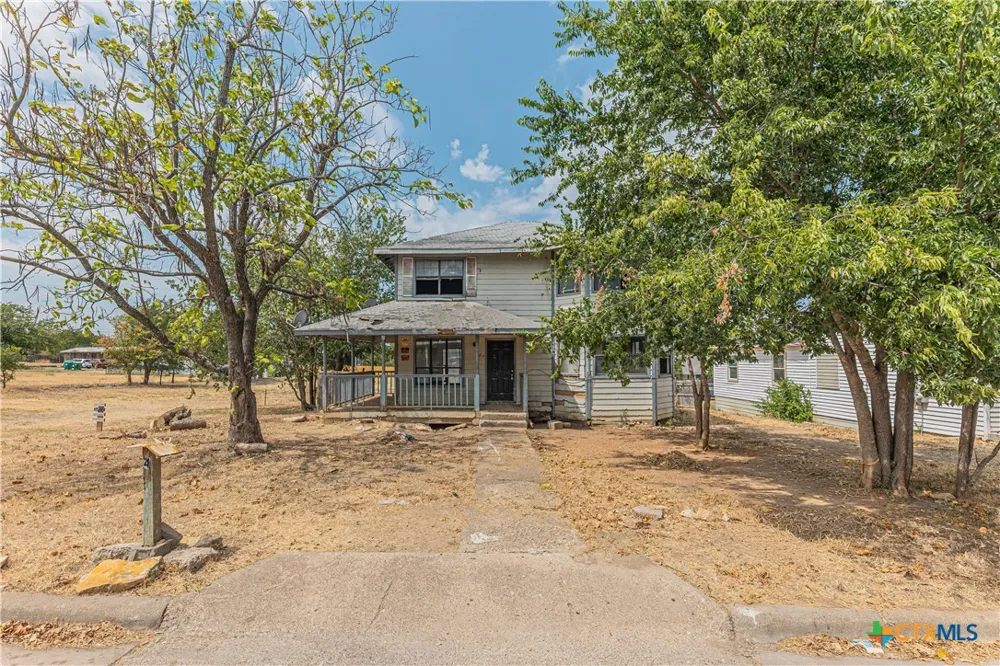 407 14th Gatesville, TX 76528