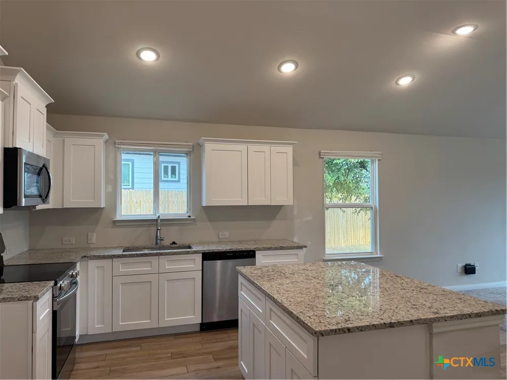 4229 Lugard Drive Killeen, TX 76542
