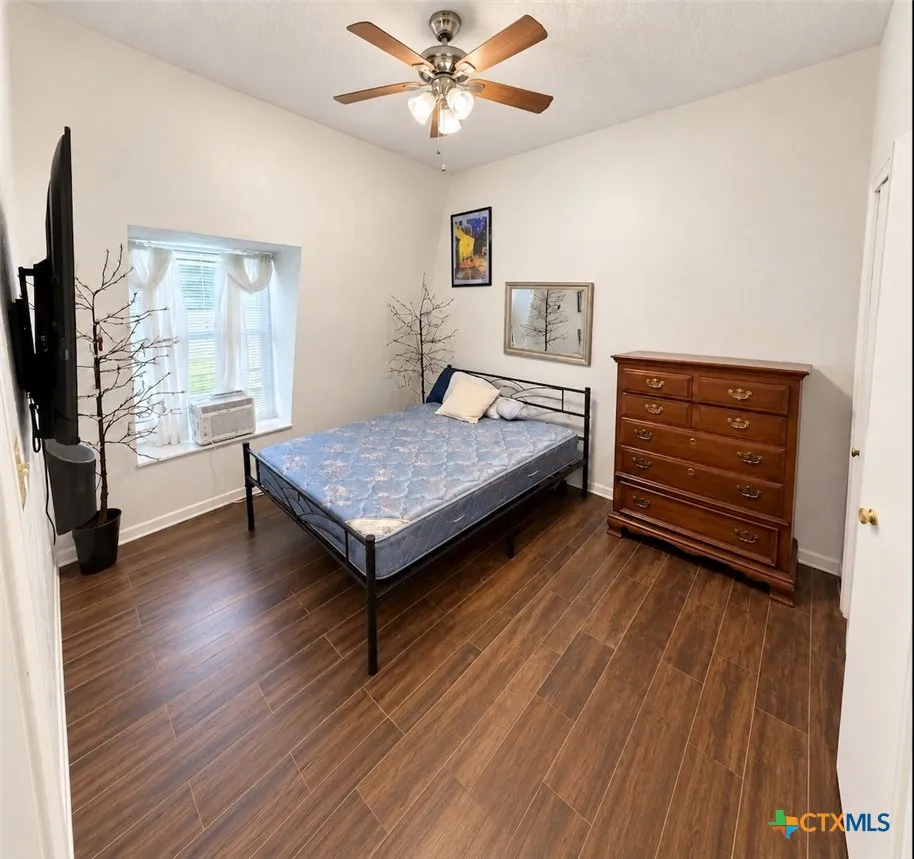 903 Davie Lee Drive Copperas Cove, TX 76522