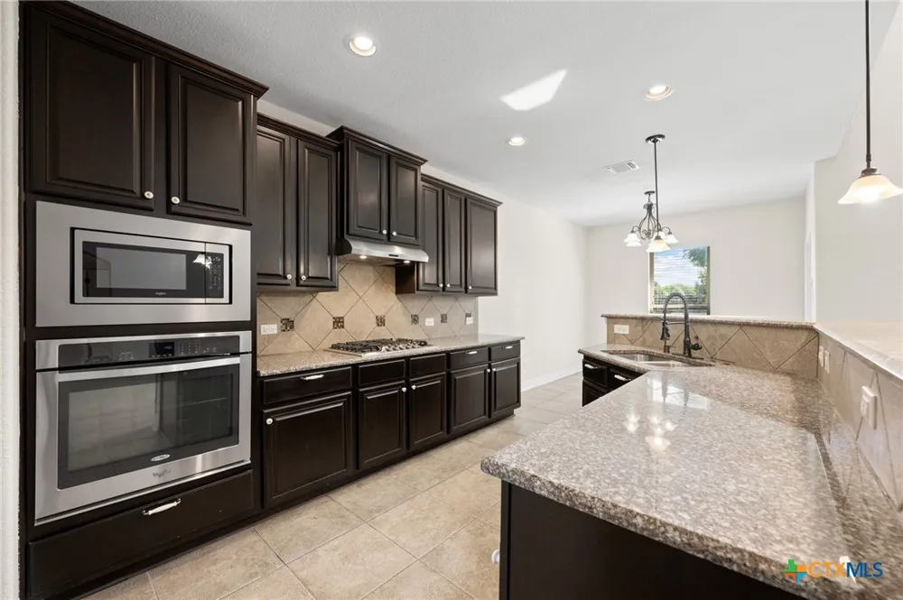 1014 Easton Drive San Marcos, TX 78666