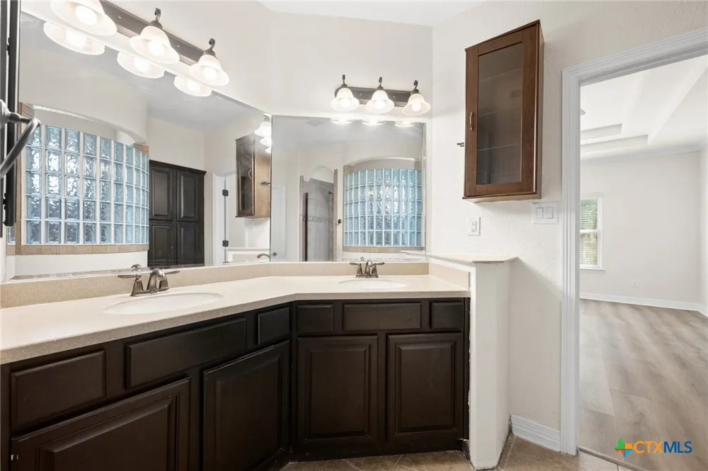 1014 Easton Drive San Marcos, TX 78666