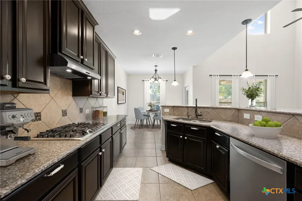 1014 Easton Drive San Marcos, TX 78666