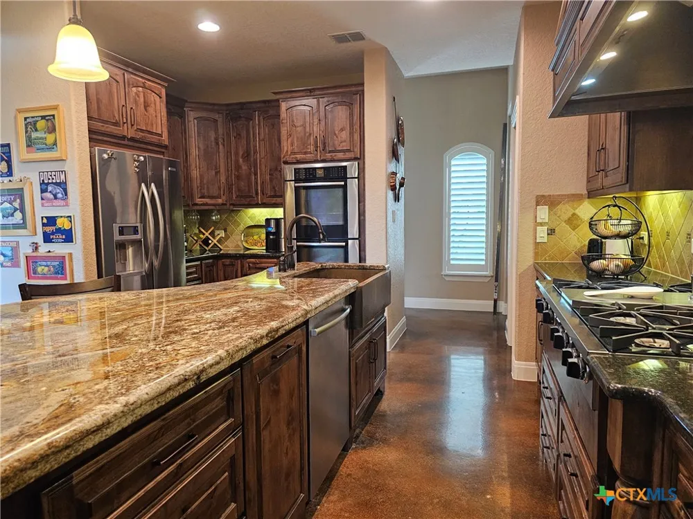 2613 Red Bud Way New Braunfels, TX 78132