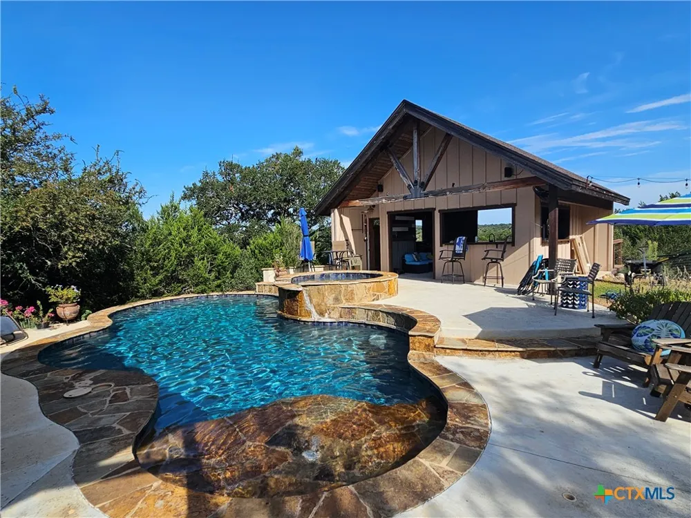 2613 Red Bud Way New Braunfels, TX 78132